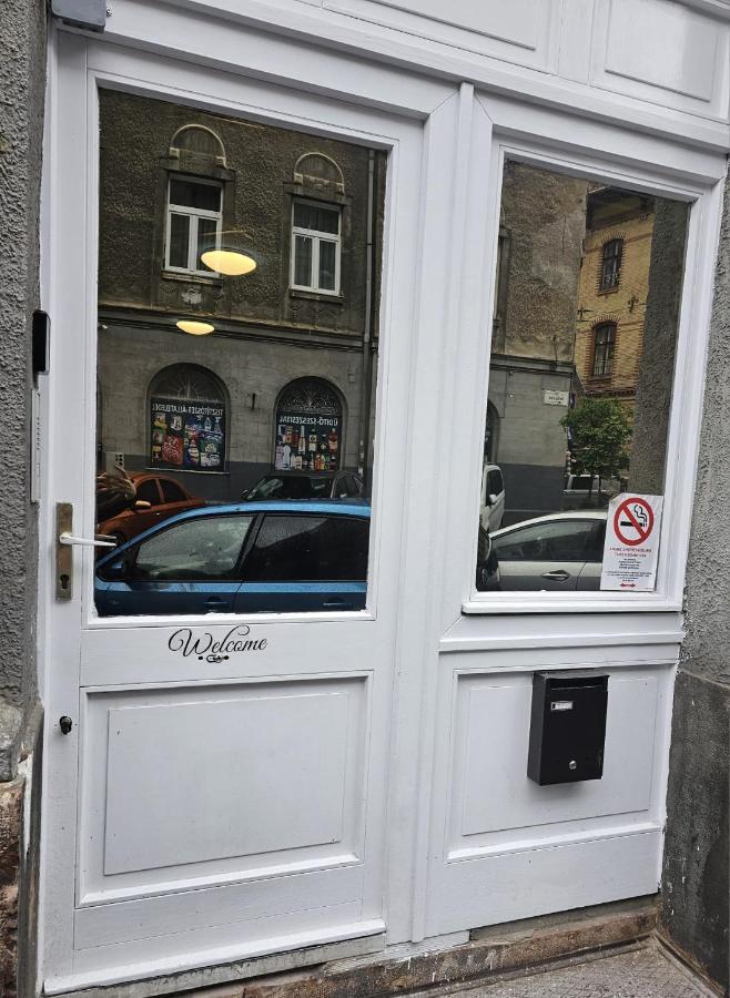 7Dab 7 Contactless Self Check-In Apartamento Budapeste Exterior foto
